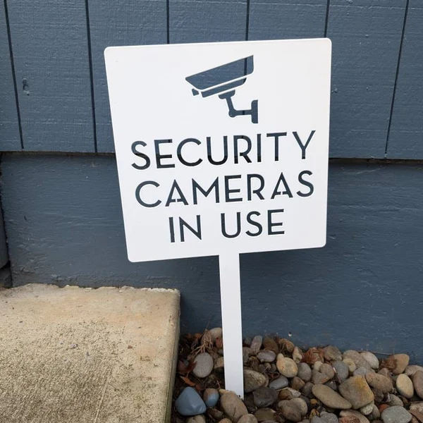 Tablica ostrzegawcza z kamerą  – Home Yard Security Cameras recenzja i cena